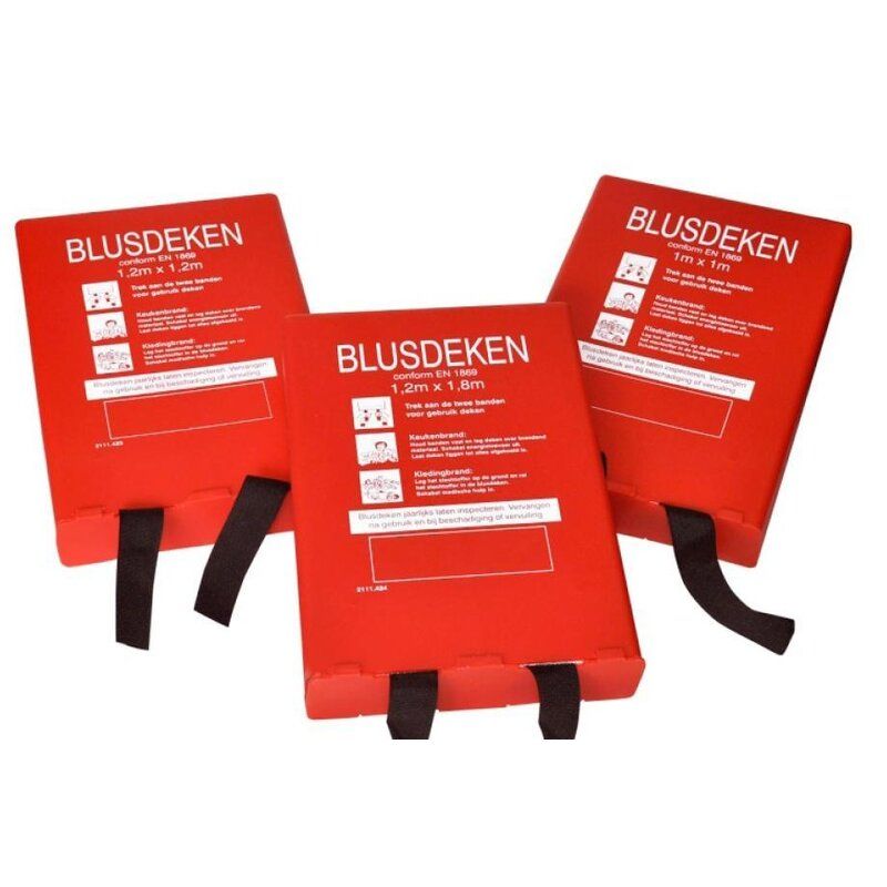 Blusdeken in platte container (diverse maten) - 1,8 x 1,8 m